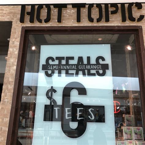 hot topis|Hot Topic, 2855 Stevens Creek Blvd, San Jose, CA, Family .